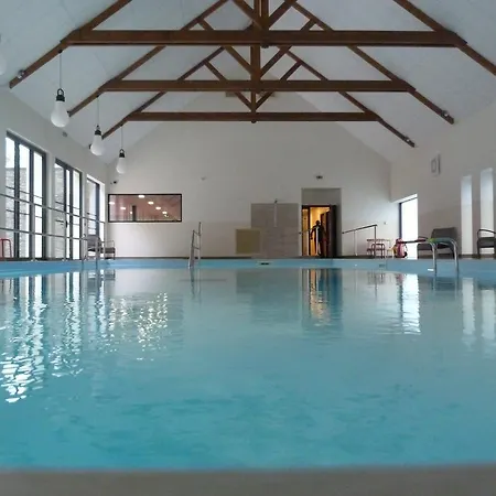 Loire & Sens ホテル 4*