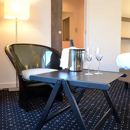 Hotel Loire & Sens 4*