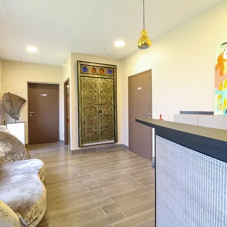 מלון Loire & Sens 4*