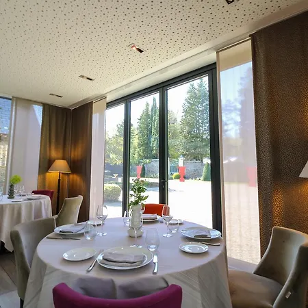 מלון Loire & Sens Juigne-sur-Loire