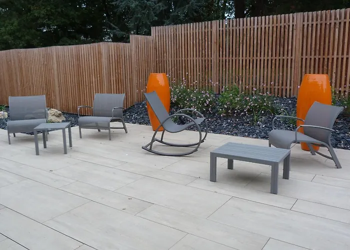 Loire & Sens Отель Juigne-sur-Loire