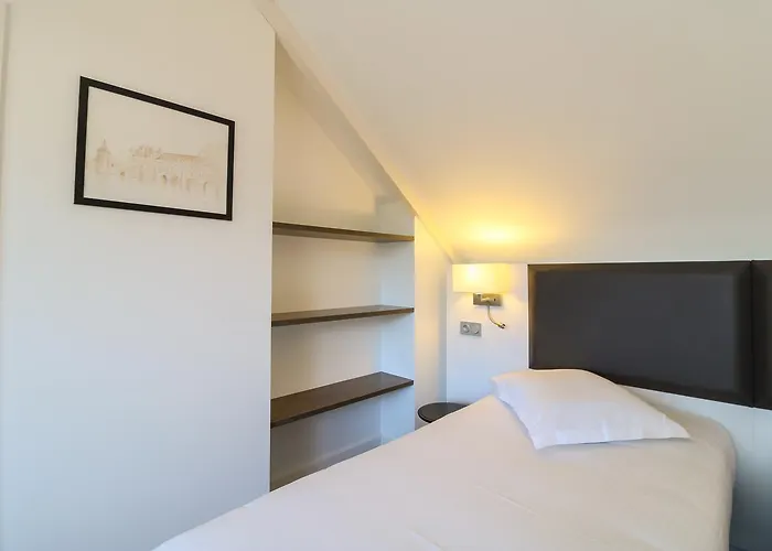 Loire & Sens 4* Juigne-sur-Loire